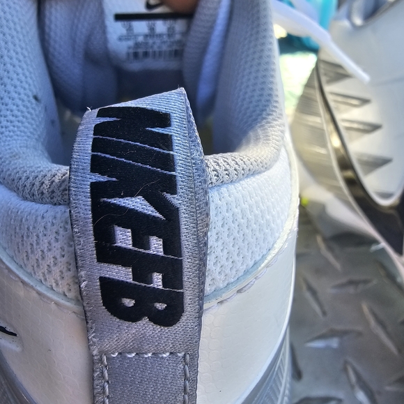 Nike alpha football cleats - Picture 2 of 6